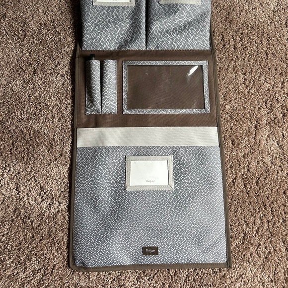 Thirty-one hanging organizer - Picture 2 of 2